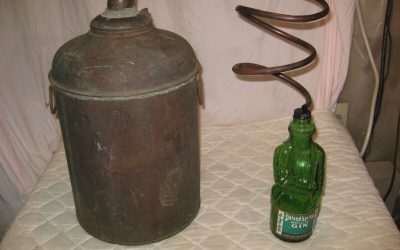 NICE Antique Copper Moonshine Still w/Coil + Poland GIN  BOTTLE-A MAN CAVE MUST!