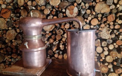 Antique still moonshine copper spirit copper still